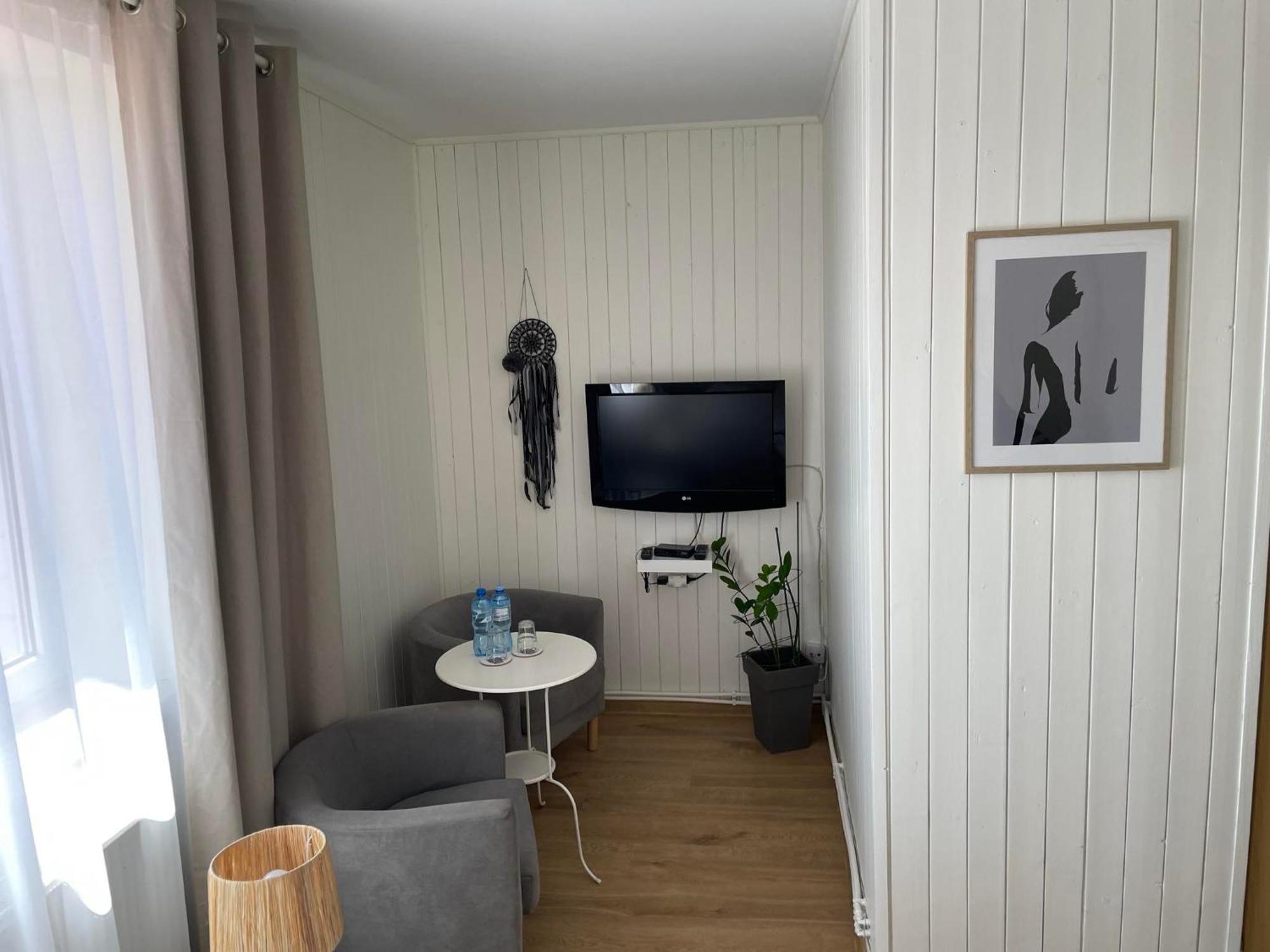 Mozaikowy Piec Apartment Ślesin Екстериор снимка
